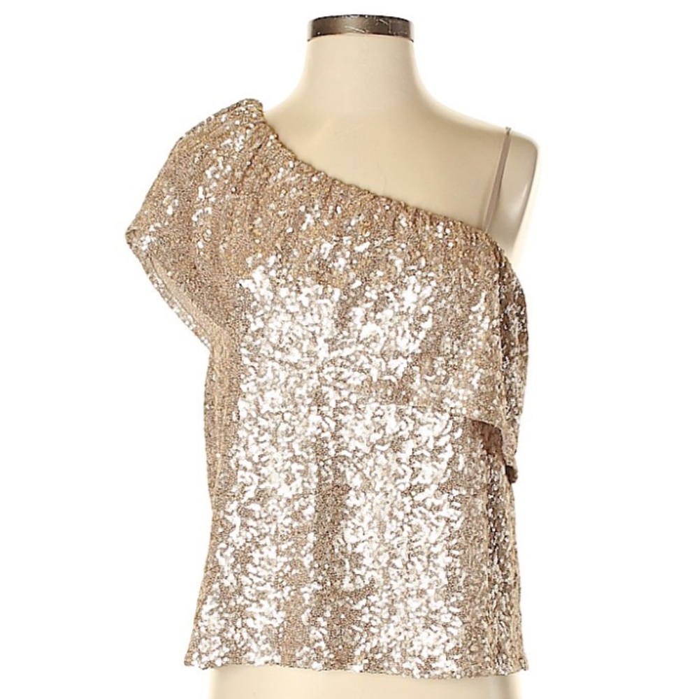 —SOLD— BB Dakota one sleeve embellished top